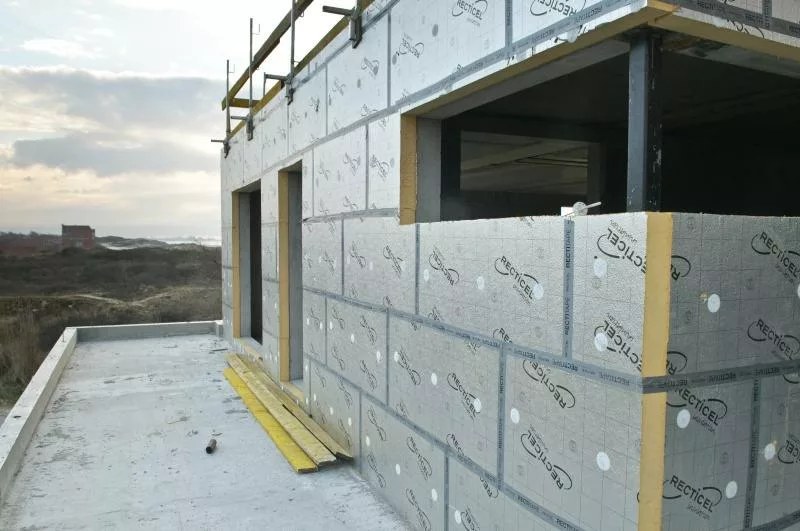 Quels sont les avantages à isoler sa façade de l’extérieur